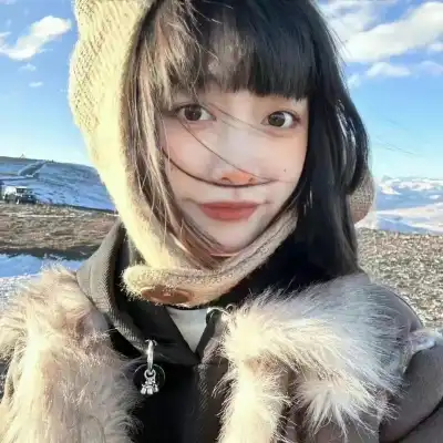 邱湛蓝